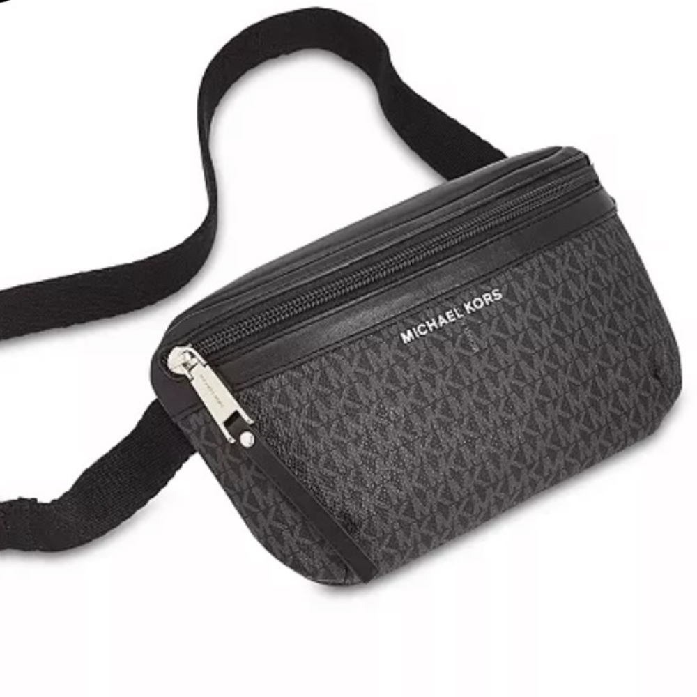Michael Kors belt bag. Brand new.